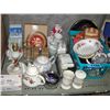 Image 1 : Shelf lot of collectables and decorative household