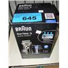 Image 1 : Braun series 3 shaver system