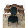 Image 3 : VANITY AND MATCHING CHAIR