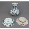 Image 2 : CHINESE POLYCHROME PORCELAIN LOT (3)