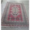 Image 1 : RUG ON PINK GROUND