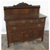 Image 2 : CANADIANA 1/4 CUT OAK SIDEBOARD