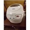 Image 1 : OSTER BREAD MAKER