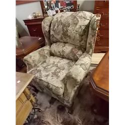 WINGBACK ARM CHAIR