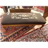 Image 1 : BENCH - NEEDLE POINT UPHOLSTERED WITH CARVED LEGS