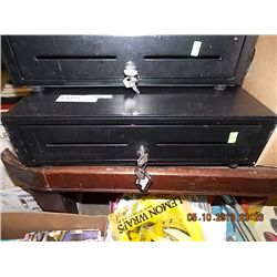 CASH DRAWER WITH INSERT & KEYS