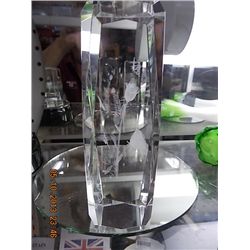 NEW CRYSTAL PILLAR - ROSES