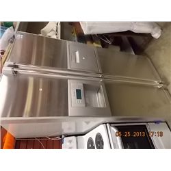 BELLAGIO STAINLESS STEEL SIDE BY SIDE FRIDGE WITH EUROPEAN PLUG