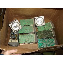 Box: Honeywell C-PT100 Gauges