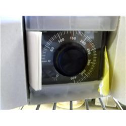 Omron E5H2-Y4CA Temperature Controller (print sequence:) F683