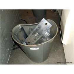 Trash Can: Weights