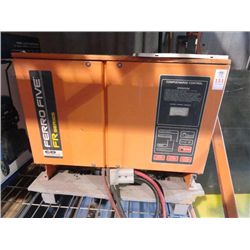 Ferro Five Battery Charger