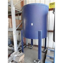 Large Est. 250 Gallon Mixing Hopper