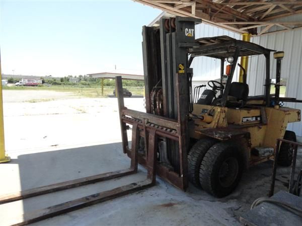 Caterpillar Dually CAT 155 #DP70 DSL. 15K Lb. Cap. Dually Form Tire Forklift With Triple ...