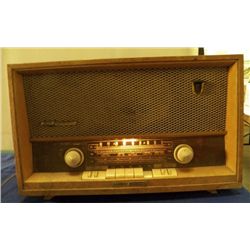 Grundug Majestic Radio