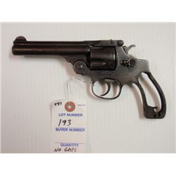 SMITH & WESSON REVOLVER