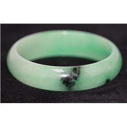 CHINESE LIGHT GREEN JADE BANGLE
