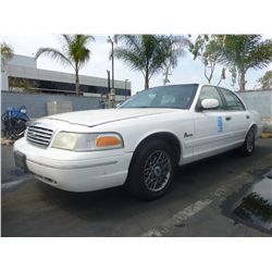 2002 FORD CROWN VICTORIA