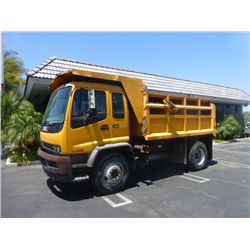1999 GMC T7500