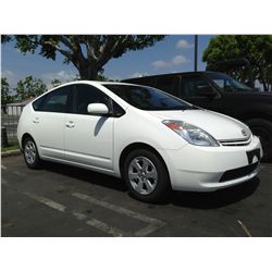 2004 TOYOTA PRIUS