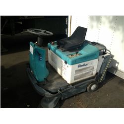 WINDSOR RADIUS COMMERCIAL FLOOR SWEEPER CART
