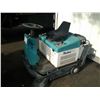 Image 1 : WINDSOR RADIUS COMMERCIAL FLOOR SWEEPER CART
