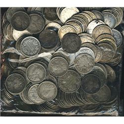 Mixed lot oc Canadian Silver 5¢.  Assortment of 340 Victorian, Edward & George issues.  A decent lot
