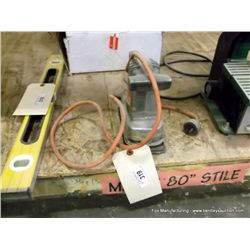 Black & Decker V-240 Electric Deluxe Sander