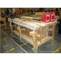 96"x48"x40" with Carpeted Edges