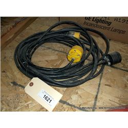Lot: Extension Cords