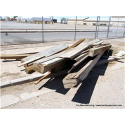 Lot: Wood Beams
