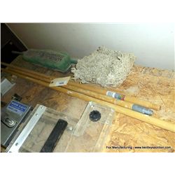 Lot: Broom Handles