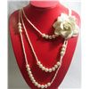 Image 1 : 3-1 MAURICA BEADED WHITE FLOWER NECKLACE 3LAYERS 20INCH