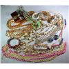Image 1 : VINTAGE LOT OF COSTUME JEWELRY