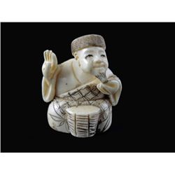 Signed Hand Carved Ivory Netsuke Figure