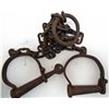 Image 1 : 5620 - CAST IRON TRANSFER HANDCUFFS