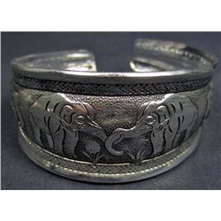 5144 -  MIAO SILVER LUCKY TOTEM BRACELET - ELEPHANT
