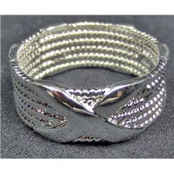 5071 - SILVER RING SIZE 8