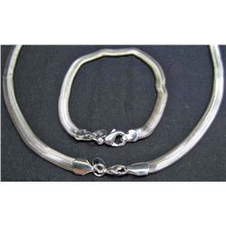4152 - SILVER NECKLACE & BRACELET SET