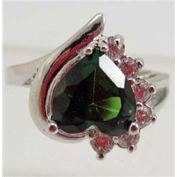 13403 - WHITE GOLD PLATED EMERALD & TOPAZ RING - SIZE 6.5