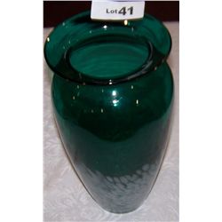 GORGEOUS FROSTED GREEN GLASS ART VASE