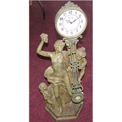 COUPLE WITH CHILD, 32'T CROSA  QUARTZ TABLE CLOCK