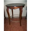 Image 2 : ROUND BREAKFAST TABLE 42t X 36W