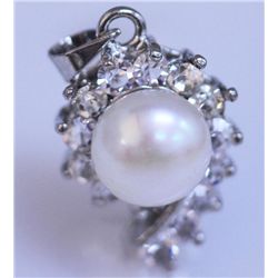 WHITE PEARL AND CZ PENDANT