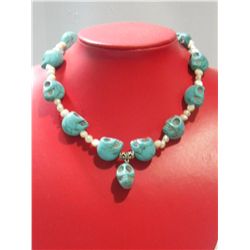 404CTW NATURAL BLUE TURQUOISE SKULL AND PHILIPPINE WHIT