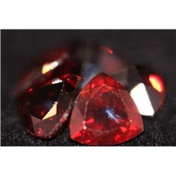 7.07 CTW TRILLION CUT GARNET 7MM (5)