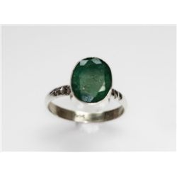 Emerald 3.10g Ring in Silver