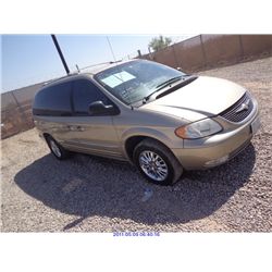2002 - CHRYSLER TOWN AND COUNTRY
