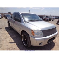 2004 - NISSAN TITAN