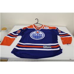 EDMONTON OILERS JERSEY SIGNED BY RYAN NUGENT-HOPKINS SIZE XL